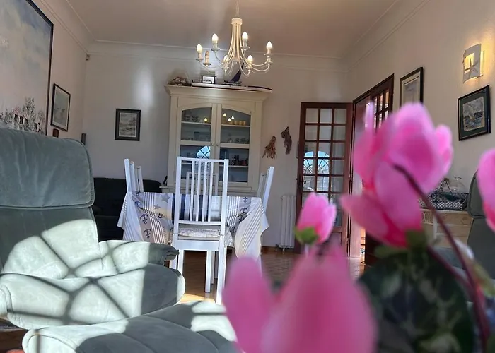 La Hume Family & Harbor House Gujan-Mestras