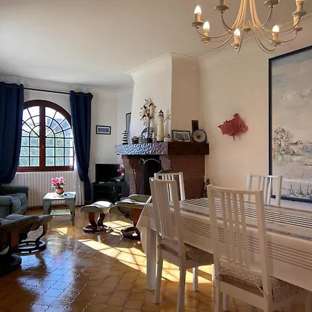 La Hume Family & Harbor House Casa vacanze *