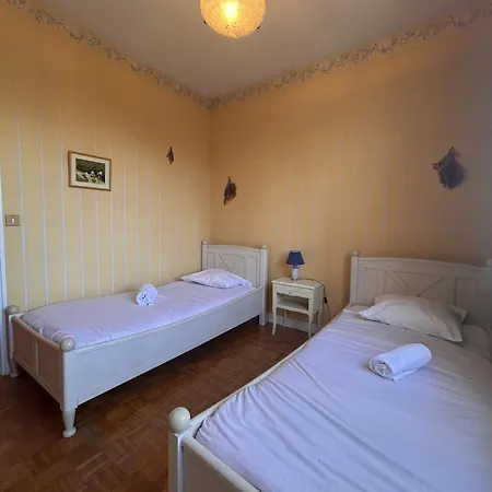 La Hume Family & Harbor House Casa vacanze *